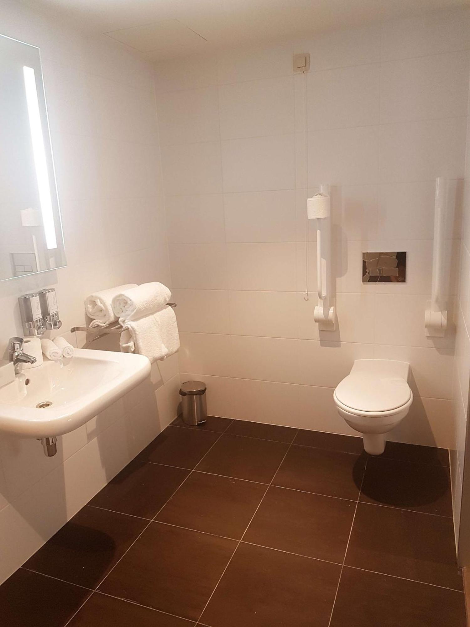 Hampton By Hilton Station Hotel 3*